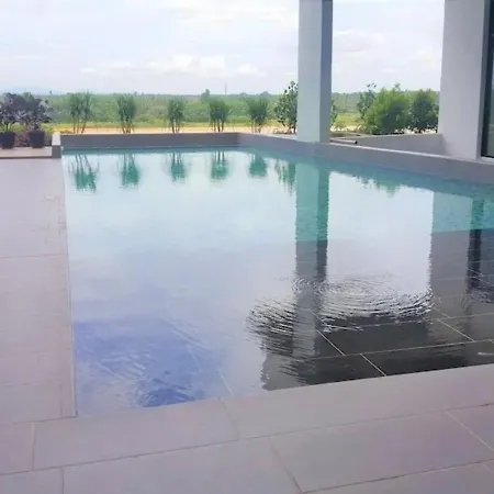 Riverview 8Pax 2Br In Kbtown Wi-Fi, A-6-5 Kota Bharu Exterior photo